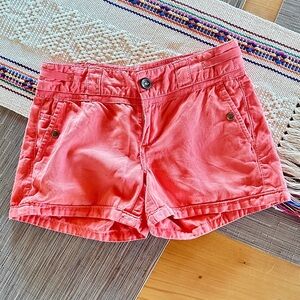 Hei Shorts